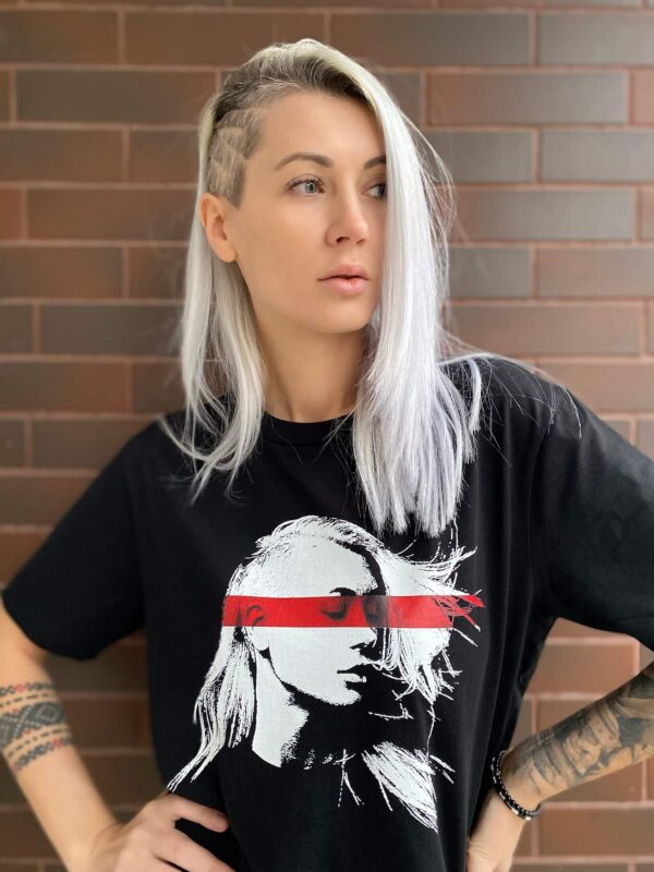 I Can Feel Your Heartbeat! Unisex T-Shirt - Image 2